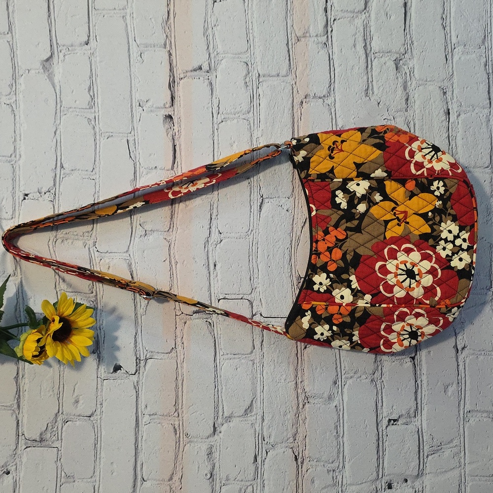 Vera Bradley retired "Bittersweet" pattern Clare crossbody bag - Picture 3 of 12